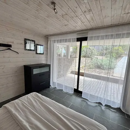 Spacieuse Pour 10 Personnes Avec Wifi Dans Le Quartier De La Griere - Fr-1-194-317 * 라트슈수르메르